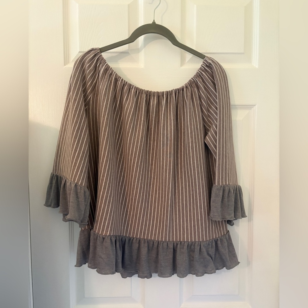 EUC, THM Heather Brown Striped with Gray Ruffle Trim Blouse, Med.